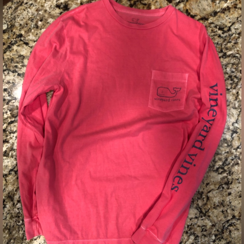 Vineyard Vines Size Small long sleeve shirt